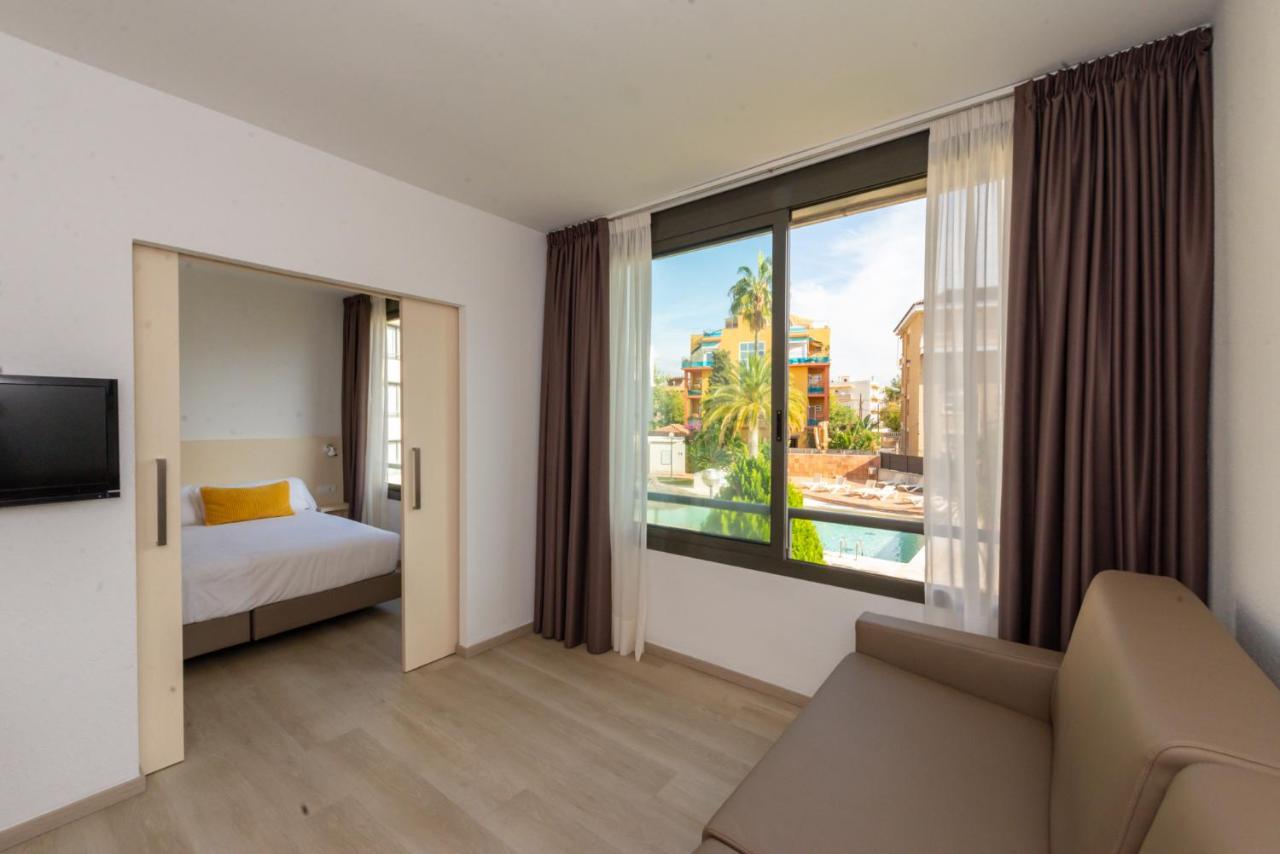Atenea Park Suites & Apartments Vilanova i la Geltrú Exteriér fotografie