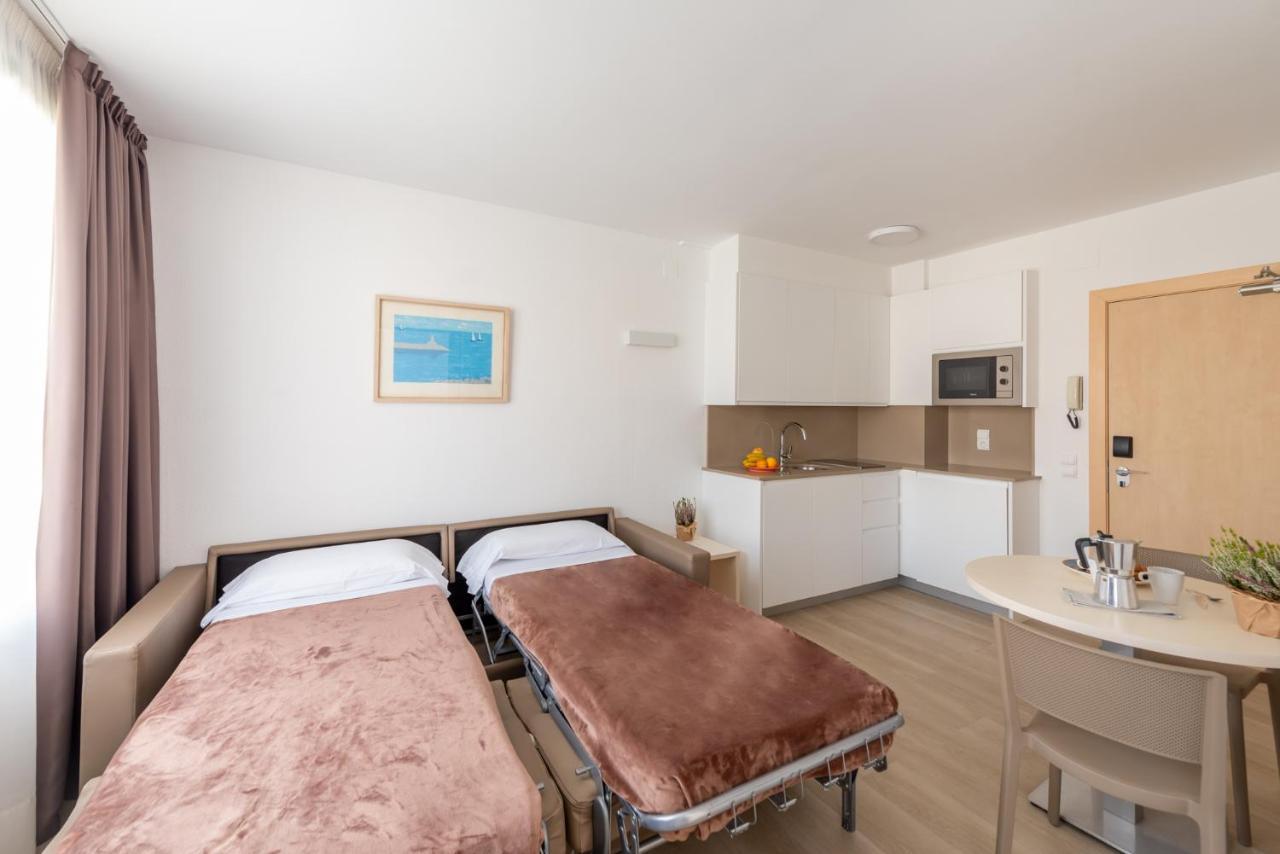 Atenea Park Suites & Apartments Vilanova i la Geltrú Exteriér fotografie