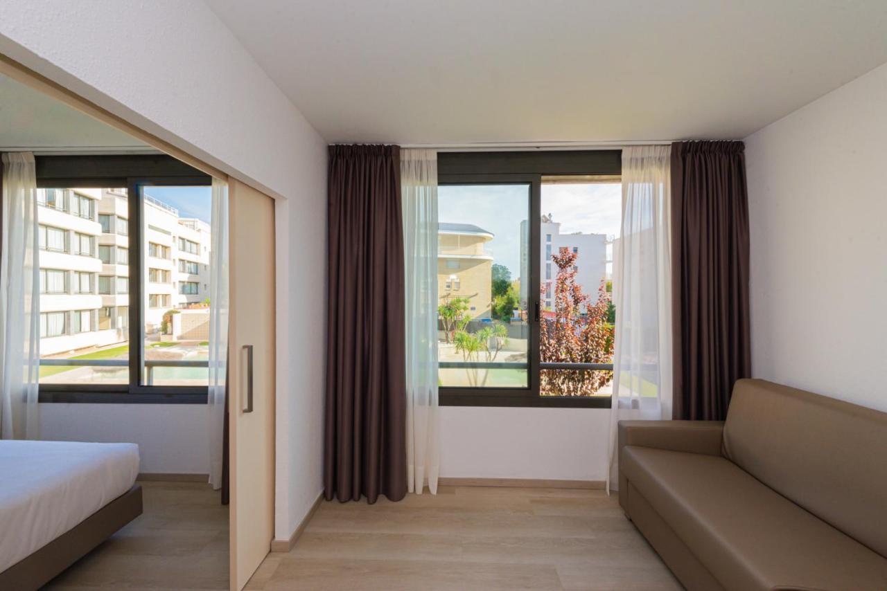 Atenea Park Suites & Apartments Vilanova i la Geltrú Exteriér fotografie