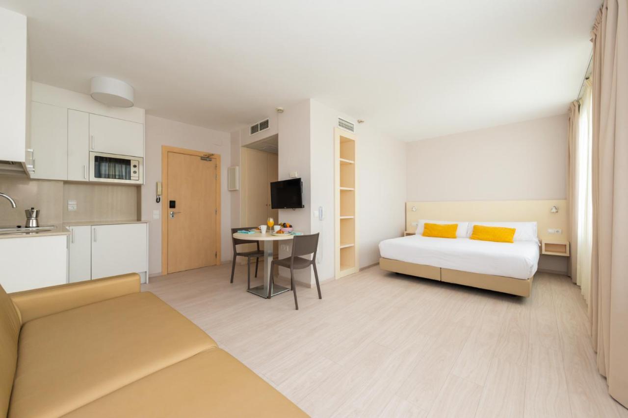 Atenea Park Suites & Apartments Vilanova i la Geltrú Exteriér fotografie