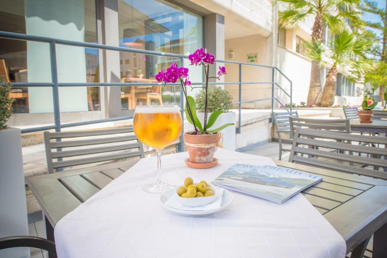 Atenea Park Suites & Apartments Vilanova i la Geltrú Exteriér fotografie